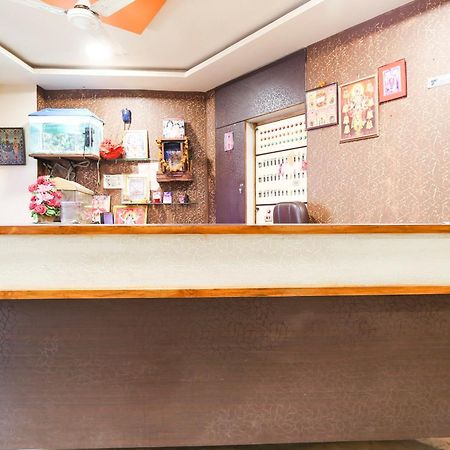 Hotel O Super Guest House Ахмедабад Екстер'єр фото